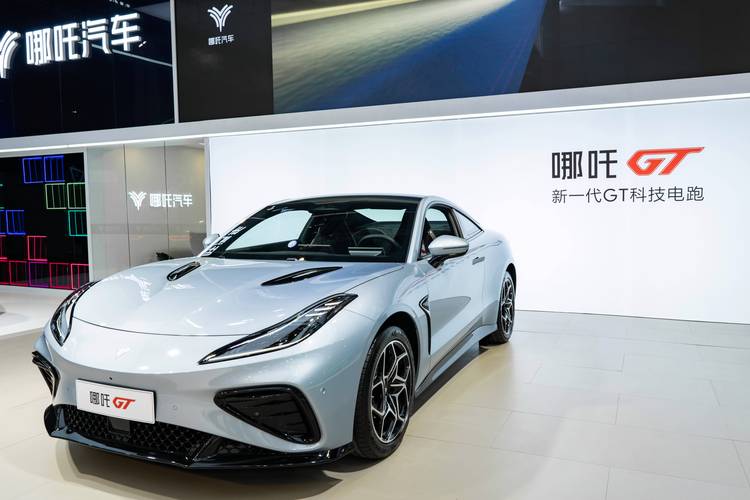 佛山南海区阳浪超企业管理咨询哪吒汽车在智能汽车领域的表现，领途汽车在新能源汽车市场中的影响力