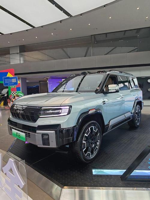 佛山南海区阳浪超企业管理咨询比亚迪方程豹硬派越野的爆款，英菲尼迪35周年与你共成长